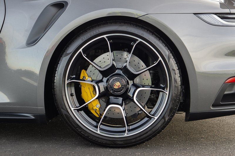 Porsche 911 T 992 Turbo S - U1554