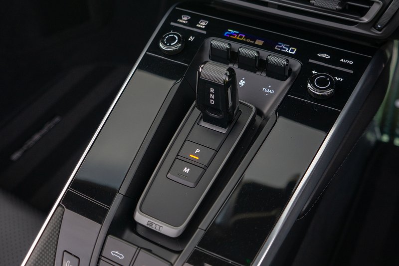 Porsche 911 T 992 Turbo S - U1554