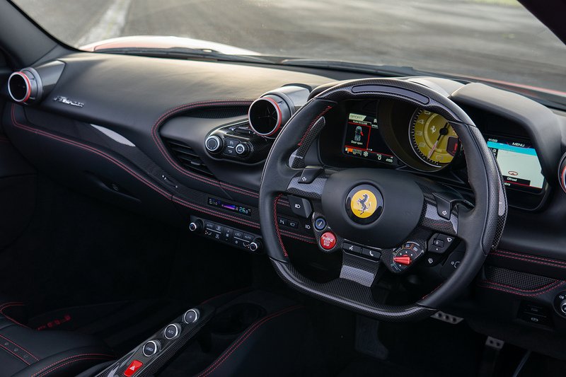 Ferrari F8 Spider T V8 - U1555