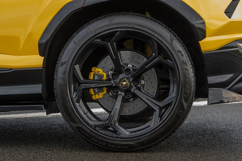 Lamborghini Urus V8 BiTurbo - U1558