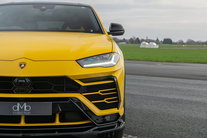 Lamborghini Urus V8 BiTurbo - U1558