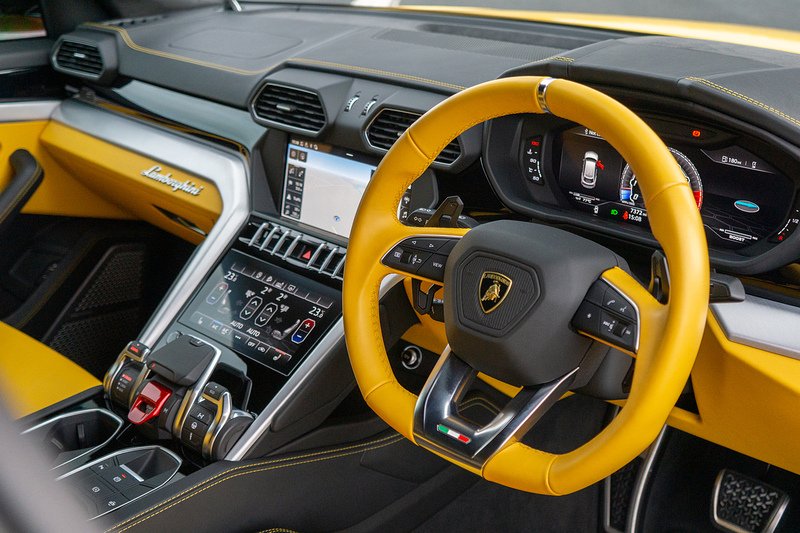 Lamborghini Urus V8 BiTurbo - U1558