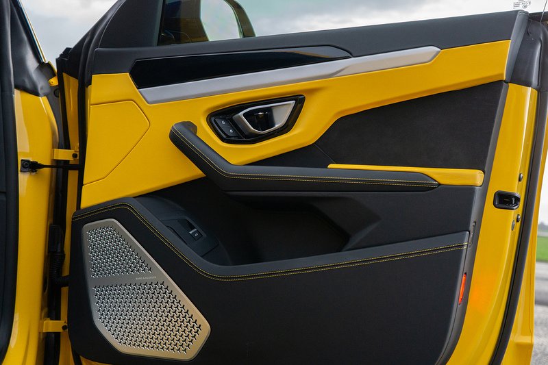 Lamborghini Urus V8 BiTurbo - U1558