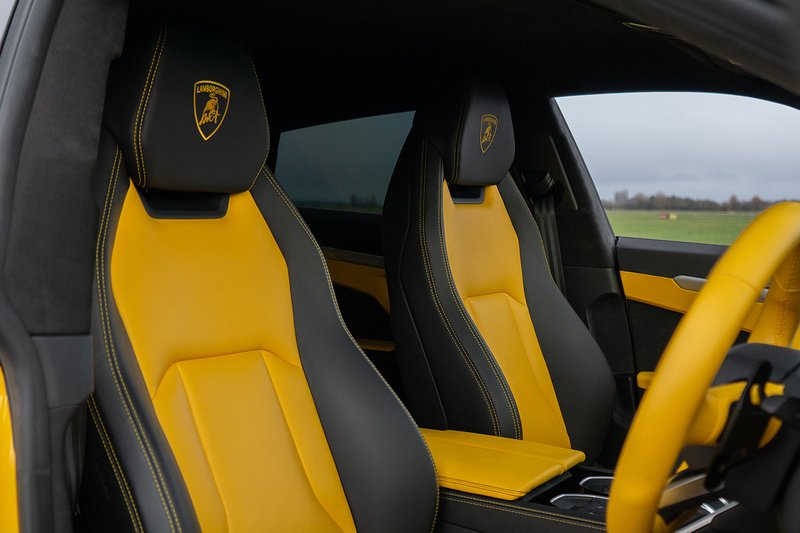 Lamborghini Urus V8 BiTurbo - U1558