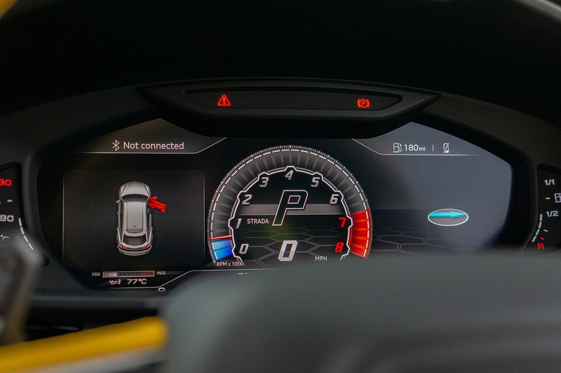 Lamborghini Urus V8 BiTurbo - U1558