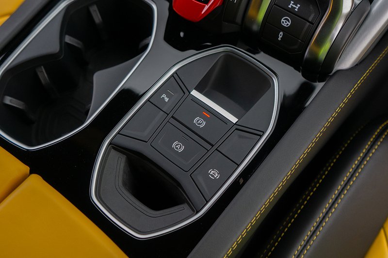 Lamborghini Urus V8 BiTurbo - U1558