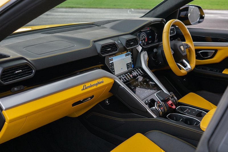 Lamborghini Urus V8 BiTurbo - U1558