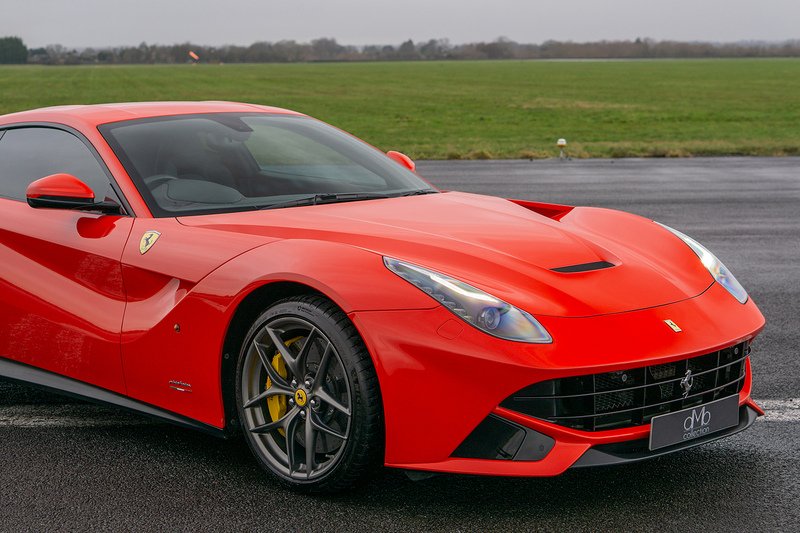 Ferrari F12 Berlinetta V12 - U1560