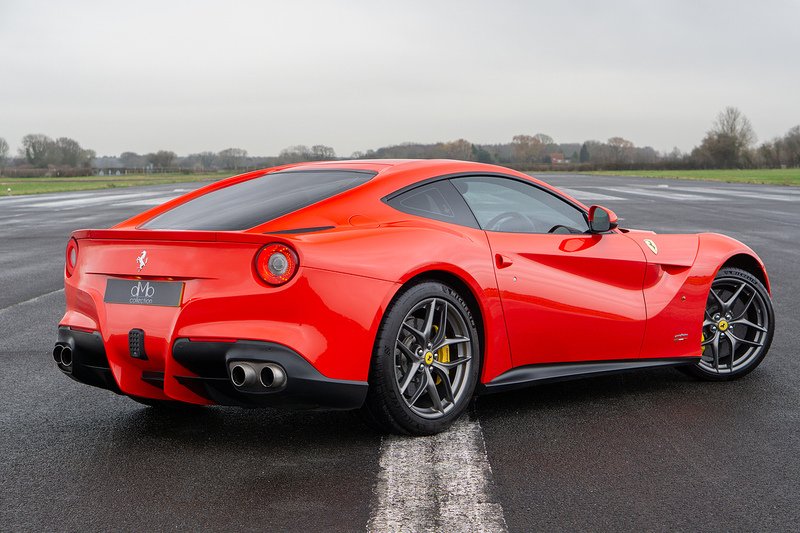 Ferrari F12 Berlinetta V12 - U1560