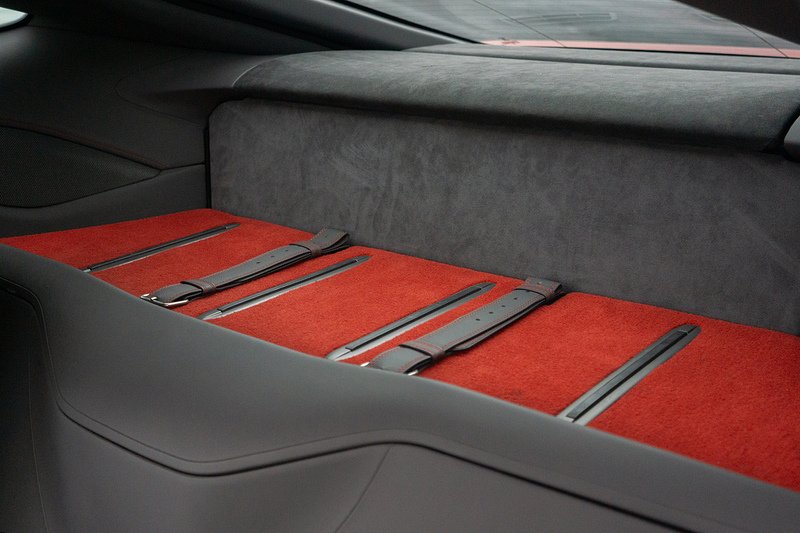 Ferrari F12 Berlinetta V12 - U1560