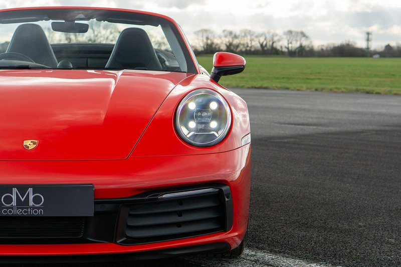 Porsche 911 T 992 Carrera - U1563