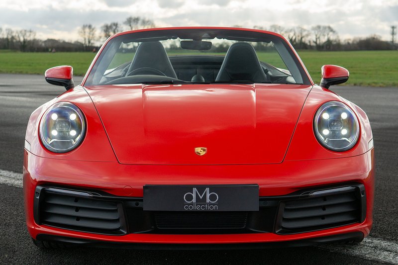 Porsche 911 T 992 Carrera - U1563