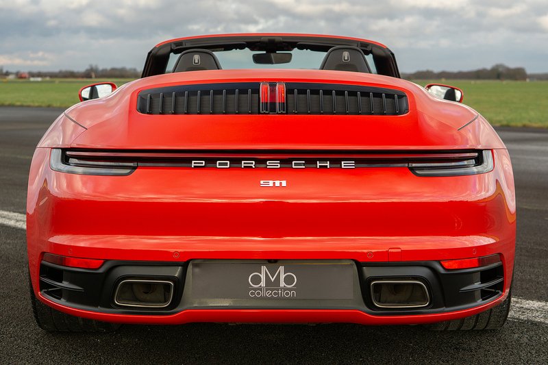 Porsche 911 T 992 Carrera - U1563