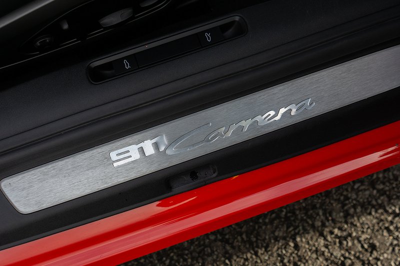 Porsche 911 T 992 Carrera - U1563