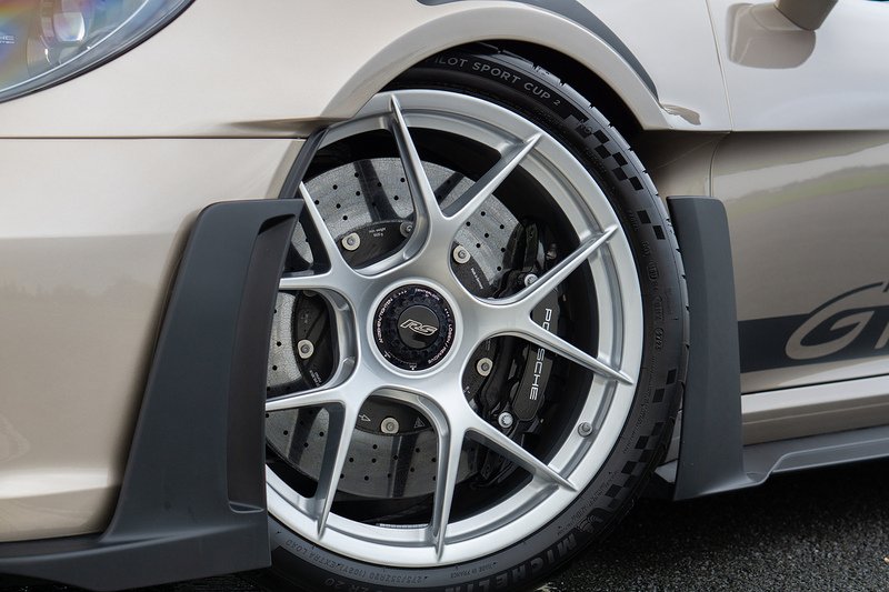 Porsche 911 992 GT3 RS - U1567