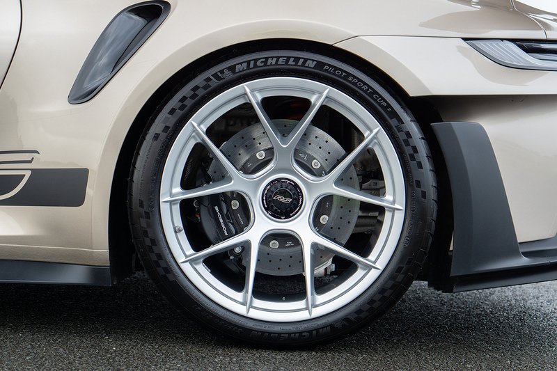 Porsche 911 992 GT3 RS - U1567