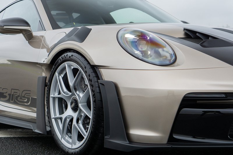 Porsche 911 992 GT3 RS - U1567