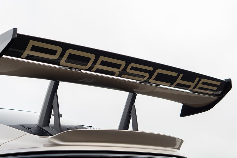 Porsche 911 992 GT3 RS - U1567