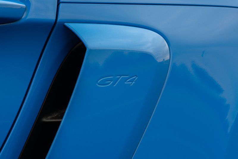 Porsche 718 Cayman GT4 - U1569