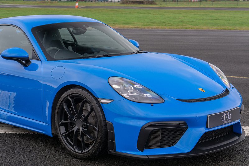 Porsche 718 Cayman GT4 - U1569