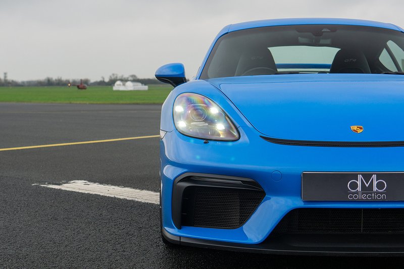 Porsche 718 Cayman GT4 - U1569