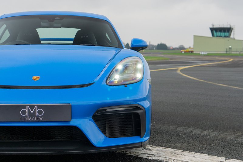Porsche 718 Cayman GT4 - U1569