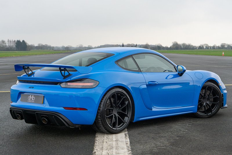 Porsche 718 Cayman GT4 - U1569