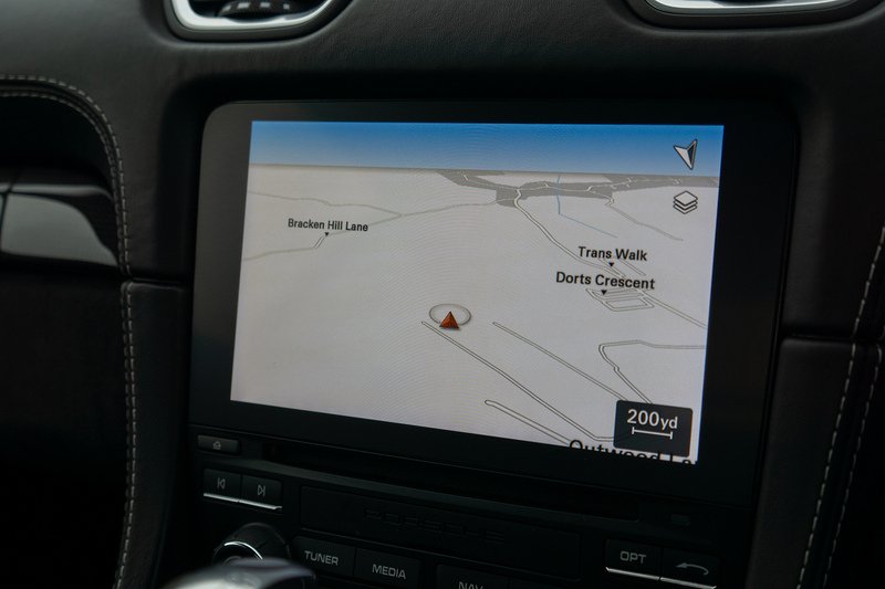 Porsche 718 Cayman GT4 - U1569