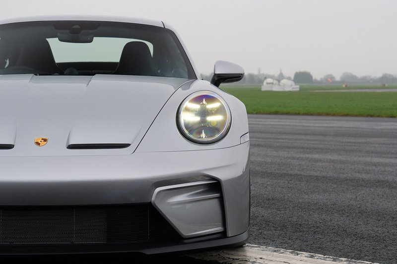 Porsche 911 992.2 GT3 Touring - U1570