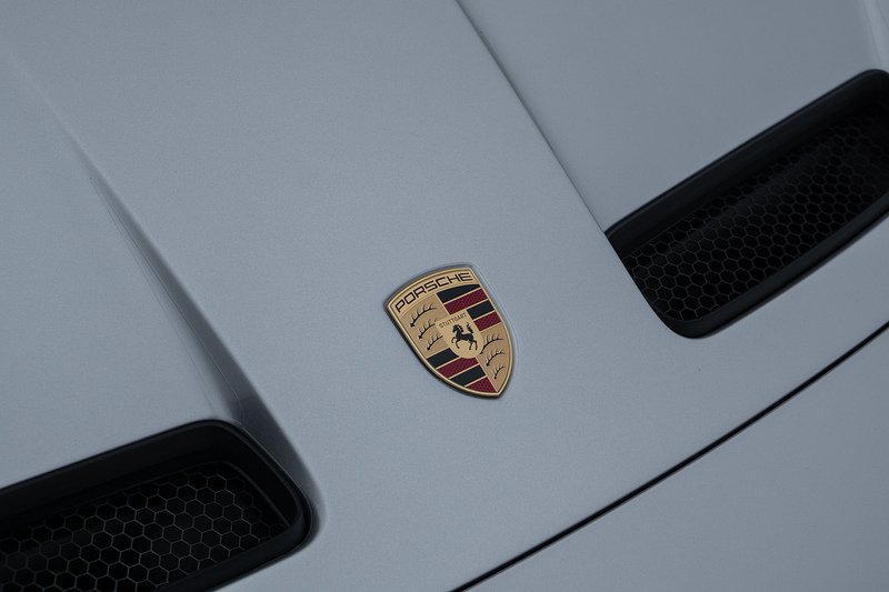 Porsche 911 992.2 GT3 Touring - U1570