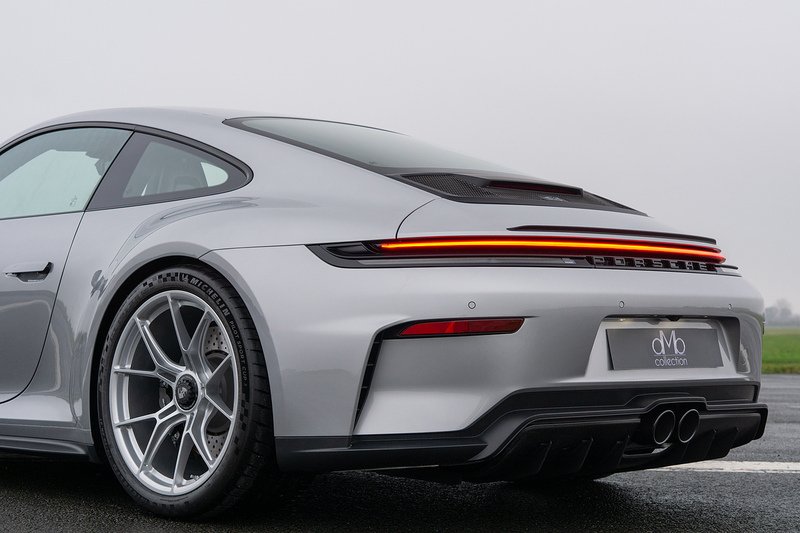 Porsche 911 992.2 GT3 Touring - U1570