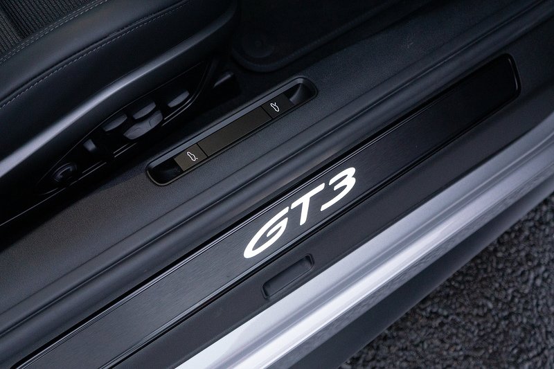 Porsche 911 992.2 GT3 Touring - U1570