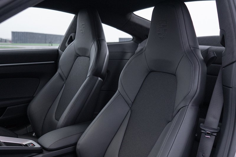 Porsche 911 992.2 GT3 Touring - U1570