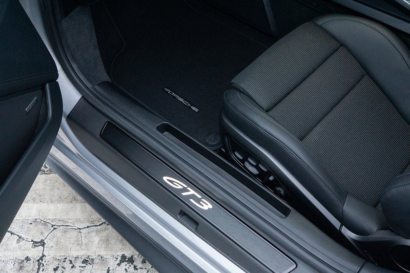 Porsche 911 992.2 GT3 Touring - U1570