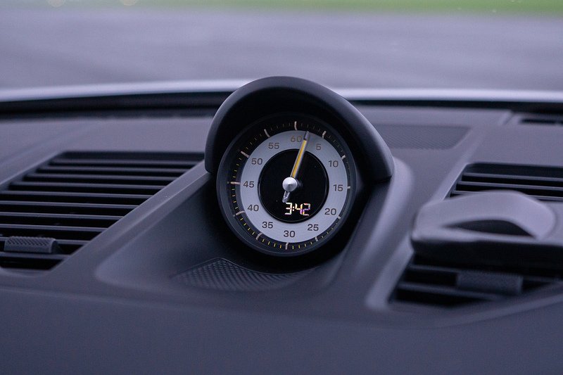 Porsche 911 992.2 GT3 Touring - U1570