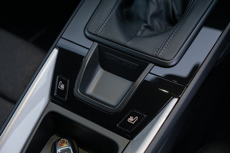 Porsche 911 992.2 GT3 Touring - U1570