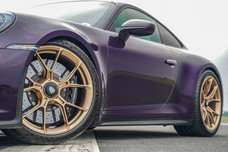 Porsche 911 992 GT3 Touring - U1573