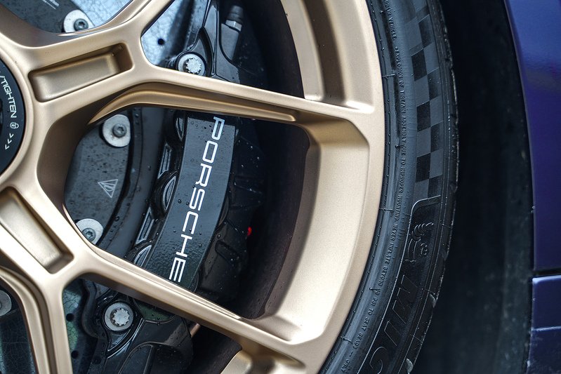 Porsche 911 992 GT3 Touring - U1573