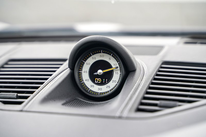 Porsche 911 992 GT3 Touring - U1573