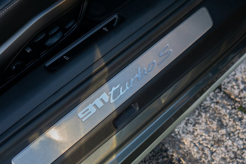 Porsche 911 T 992 Turbo S - U1576