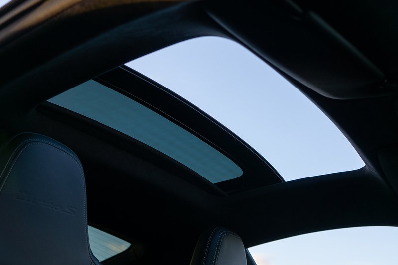 Porsche 911 T 992 Turbo S - U1576