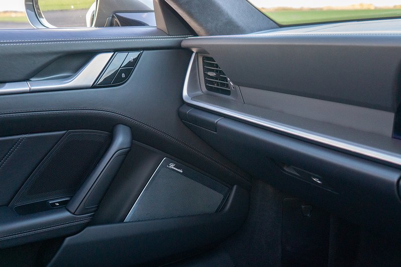 Porsche 911 T 992 Turbo S - U1576