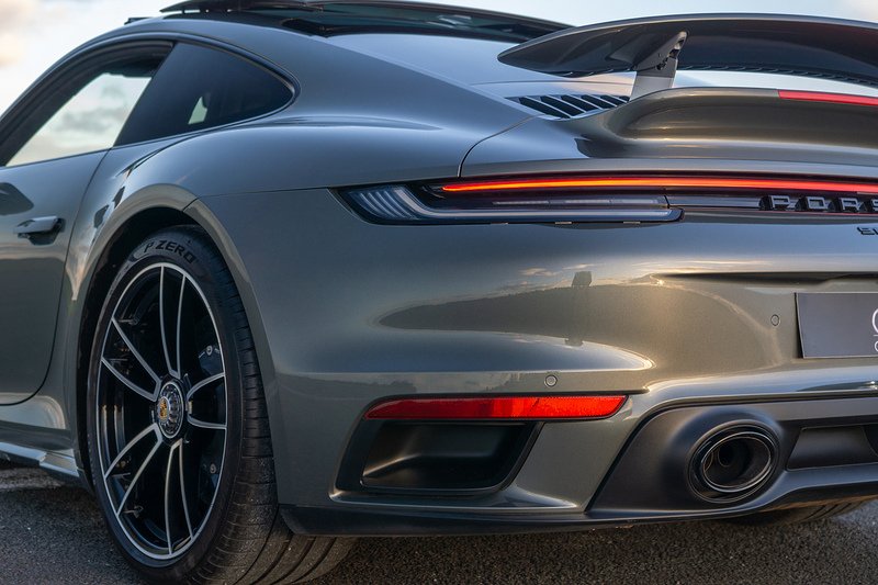 Porsche 911 T 992 Turbo S - U1576