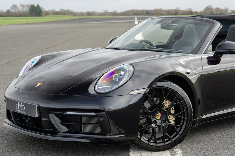 Porsche 911 T 992 4 - U1582