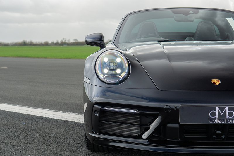 Porsche 911 T 992 4 - U1582