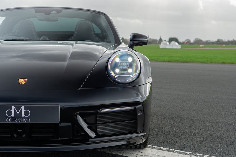 Porsche 911 T 992 4 - U1582