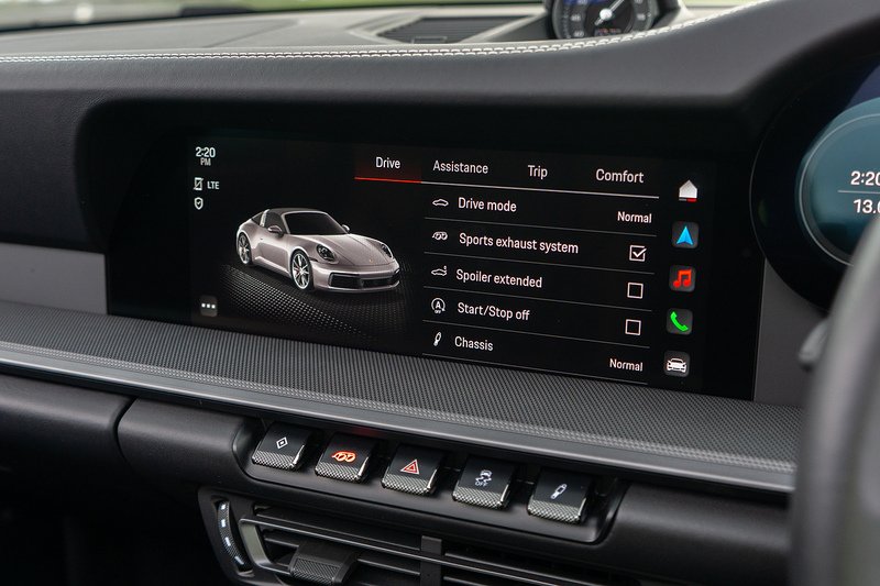 Porsche 911 T 992 4 - U1582