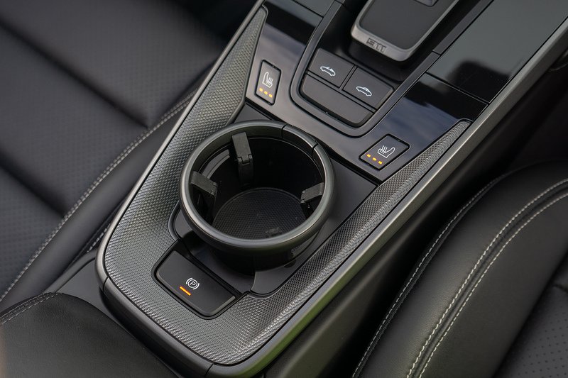 Porsche 911 T 992 4 - U1582