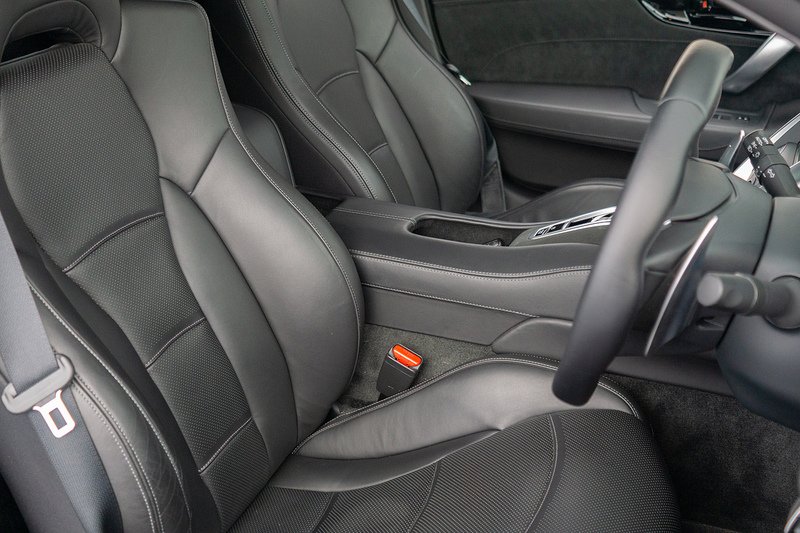 Honda NSX h V6 - U1585