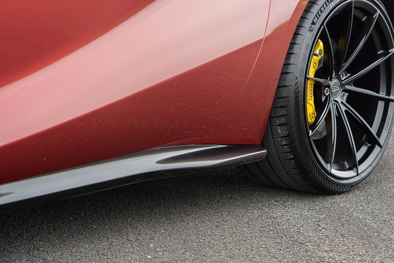 Ferrari 812 Superfast V12 - U1586